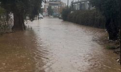 Muğla'da şiddetli sağanak: Su baskınları oldu