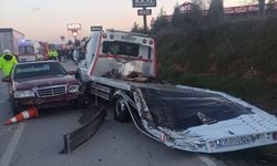 İzmir'de pikabın 2 araca çarpması sonucu 1 kişi hayatını kaybetti