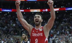 Semih Erden, basketbolu bıraktığını açıkladı