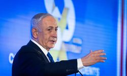 İsrail Başbakanı Netanyahu hakkında yolsuzluk davası: 10'uncu kez hakim karşısına çıktı