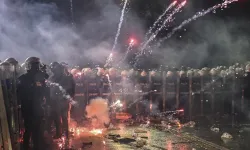 Bakan Yerlikaya duyurdu! Toplam 1418 şüpheli gözaltına alındı