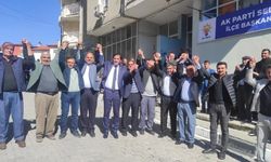 Yeniden Refah Partisinde istifa depremi: AK Parti'ye katıldılar