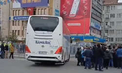 İmamoğlu gözaltına alındı: Polisler yolcu otobüsleriyle taşındı