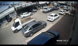Freni boşalan kamyon geri kaçtı: 4 araca çarparak durabildi