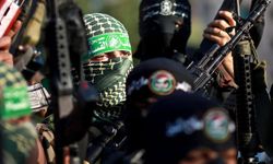 Hamas: "Esir Takası ve 5 Yıllık Ateşkes İçin Hazırız"