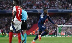 Londra'da soğuk duş! Paris Saint-Germain Arsenal deplasmanında avantajı kaptı