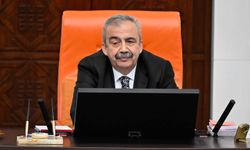 Göğsü yeniden açıldı! Sırrı Süreyya Önder'in sağlık durumuyla ilgili yeni açıklama