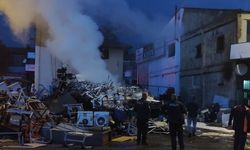 Kayseri'de hurdalığa düşen yıldırım yangın çıkardı