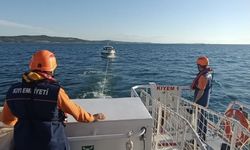 Çanakkale Boğazı’nda Arızalanan Tekne Sürüklenmeden Kurtarıldı