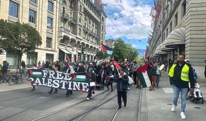 İsviçre'de göstericiler Filistin için destek yürüyüşü yaptı
