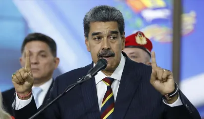 Venezuela Devlet Başkanı, ülke ekonomisinin büyüdüğünü belirtti