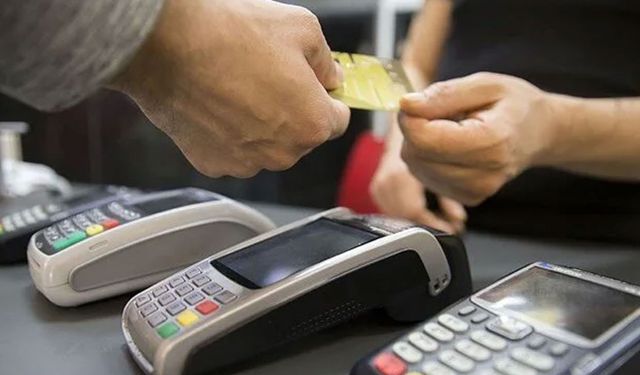 Ticaret Bakanı Ömer Bolat duyurdu! Üç kamu bankasından kredi kartı kararı!