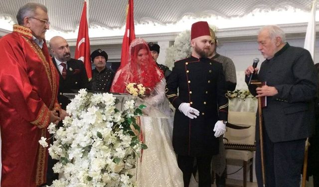 İlber Ortaylı nikah şahidi oldu... 2. Abdülhamid'in torunu İstanbul'da evlendi