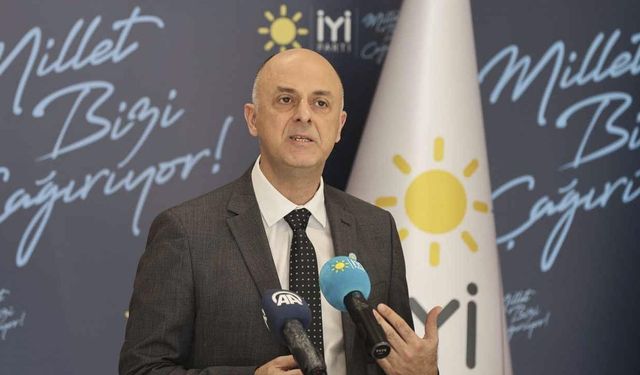 İYİ Parti Milletvekili Ümit Özlale istifasını duyurdu!