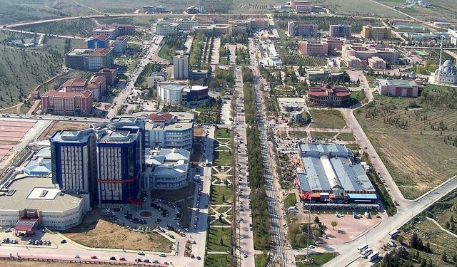 Selçuk Üniversitesi Sınav Takvimi | Selçuk Üniversitesi'nde 2024-2025 Akademik Yılı