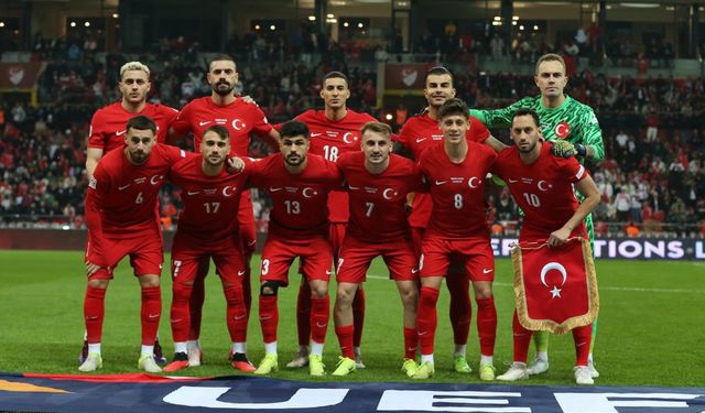 A Milli Futbol Takımı, Puskas Arena'da yürüyüş yaptı
