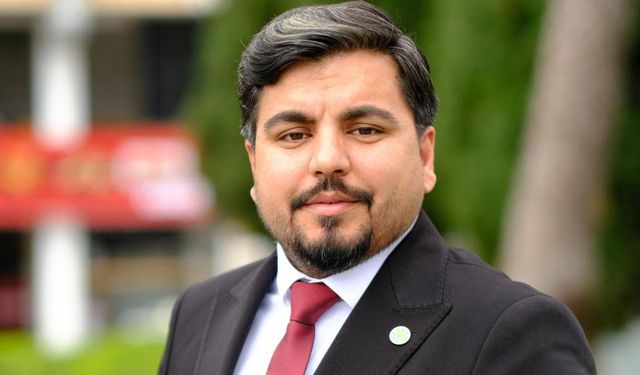 Sokak röportajlarıyla tanınan Arif Kocabıyık da gözaltına alındı