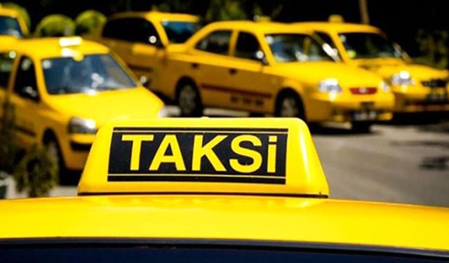 İBB Meclisinde, 2 bin 500 uygulama tabanlı taksi için ihale yapılmasına tekrar onay verildi