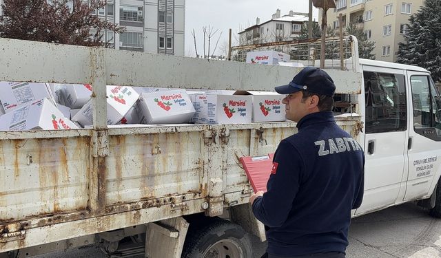 Çorum'da tarihi geçmiş 4 bin 200 şişe şalgam imha edildi