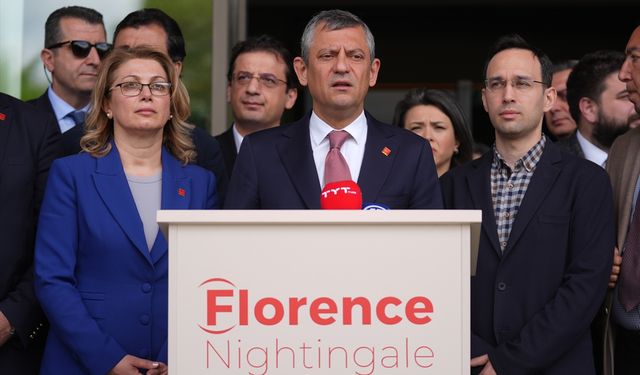 CHP Genel Başkanı Özel'den Önder'in tedavi gördüğü hastaneye ziyaret