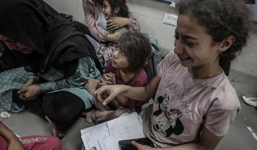 Gazze'de bir hastanedeki 4 çocuk açlıktan hayatını kaybetti