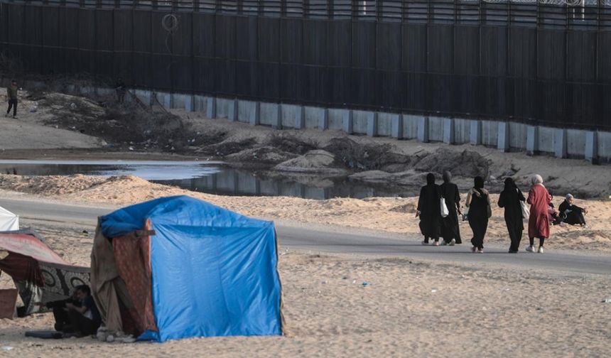 Çadır kamplarda yaşanan Filistinlileri salgın hastalık tehdidi başladı