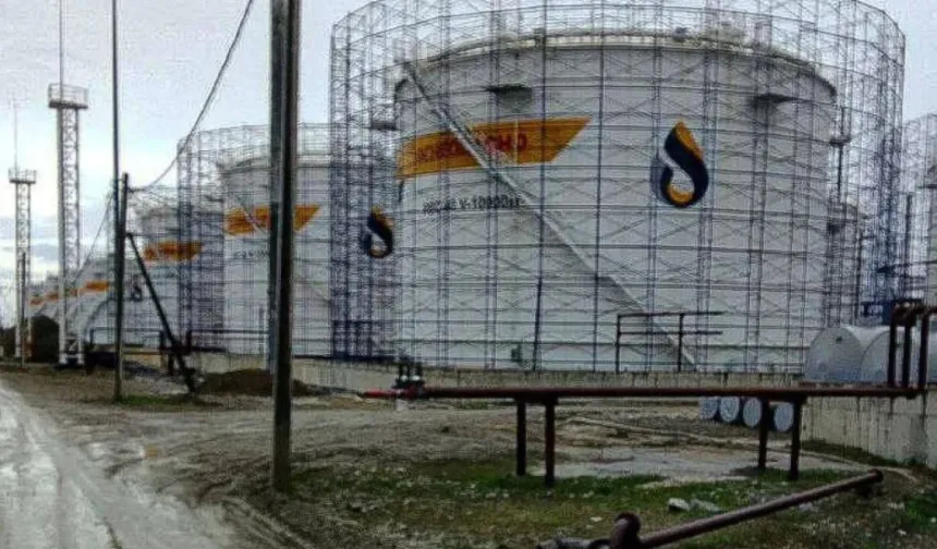 Rusya'da kamikaze İHA saldırıları için önlem: Petrol rafinerilerini kafese aldılar