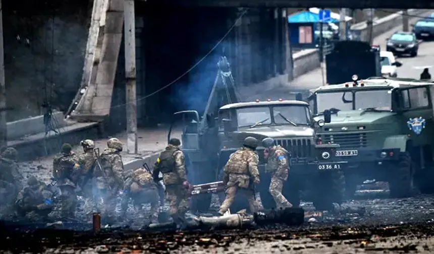 Rus ordusundan Ukrayna'ya dev darbe! Binlercesi imha edildi