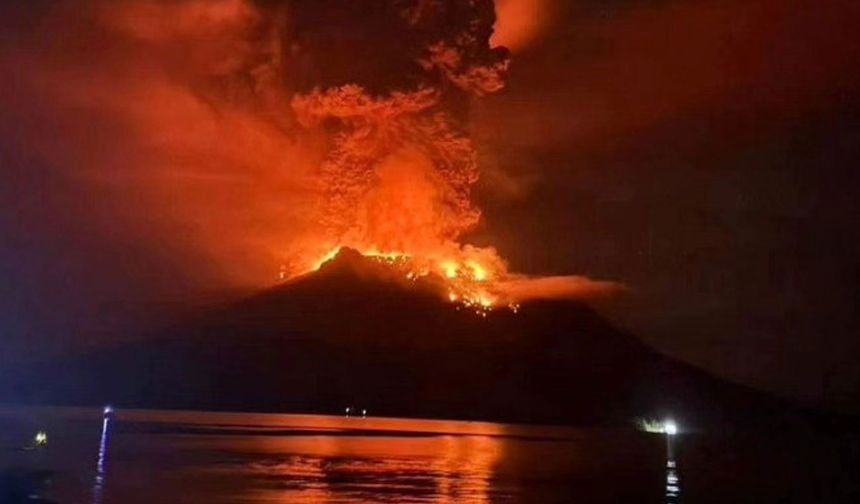 Endonezya’da Ruang Yanardağı nedeniyle 12 bin kişi için tahliye kararı