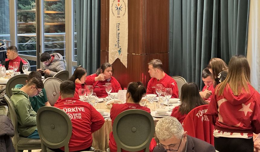 Özel sporcular iftar programında bir araya geldi