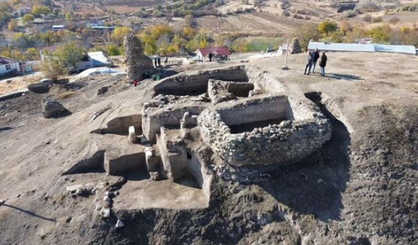 Tadım köyde yapılan kazılarda resmen tarih fışkırdı