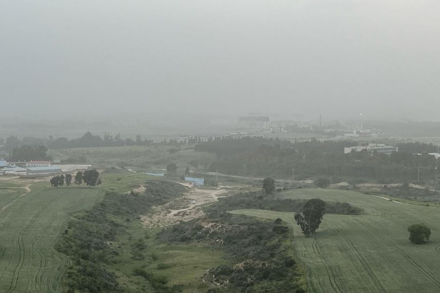 Afrika'dan gelen toz Adana'da etkili oldu
