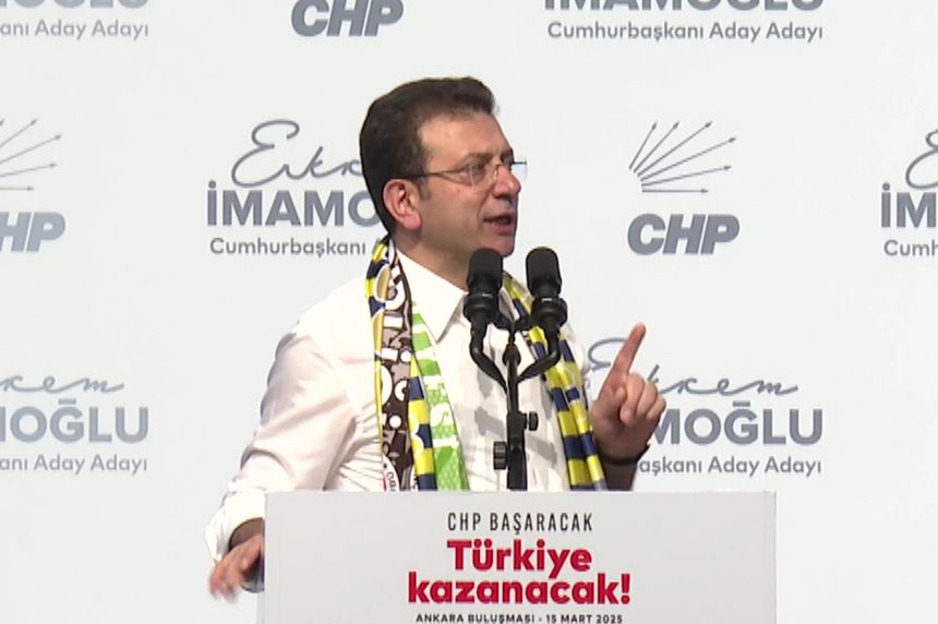Ekrem İmamoğlu'nun o sözleri salonu coşturdu