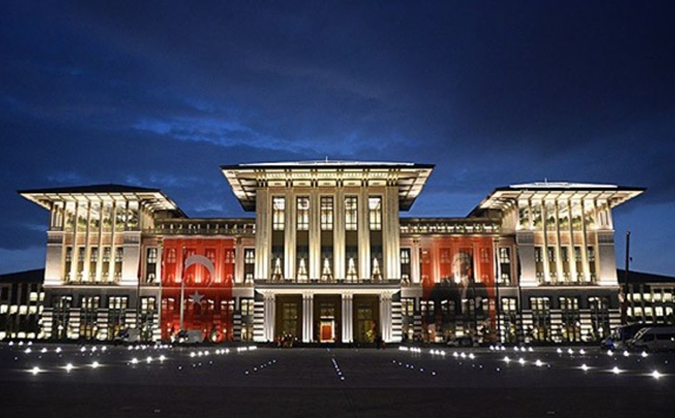 Beştepe'de gecenin sürpriz zirvesi! Cumhurbaşkanı Erdoğan, Tunç ve Kalın toplandı