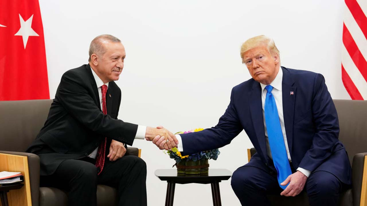 FoxBusiness sunucusu, Trump tarafından Erdoğan'a yazıldığını iddia ettiği bir mektubu yayınladı