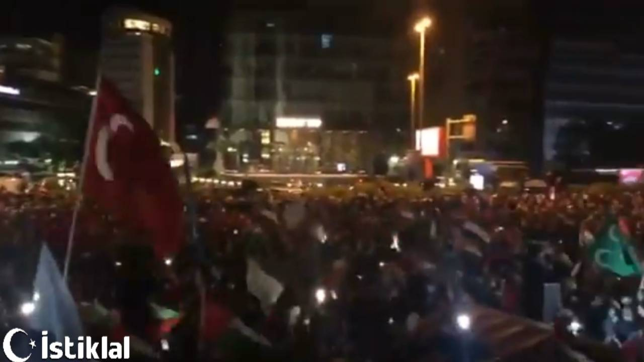 İstanbul'da vatandaşlar İsrail Başkonsolosluğu önünde toplandı: Mehmetçik Gazze'ye!