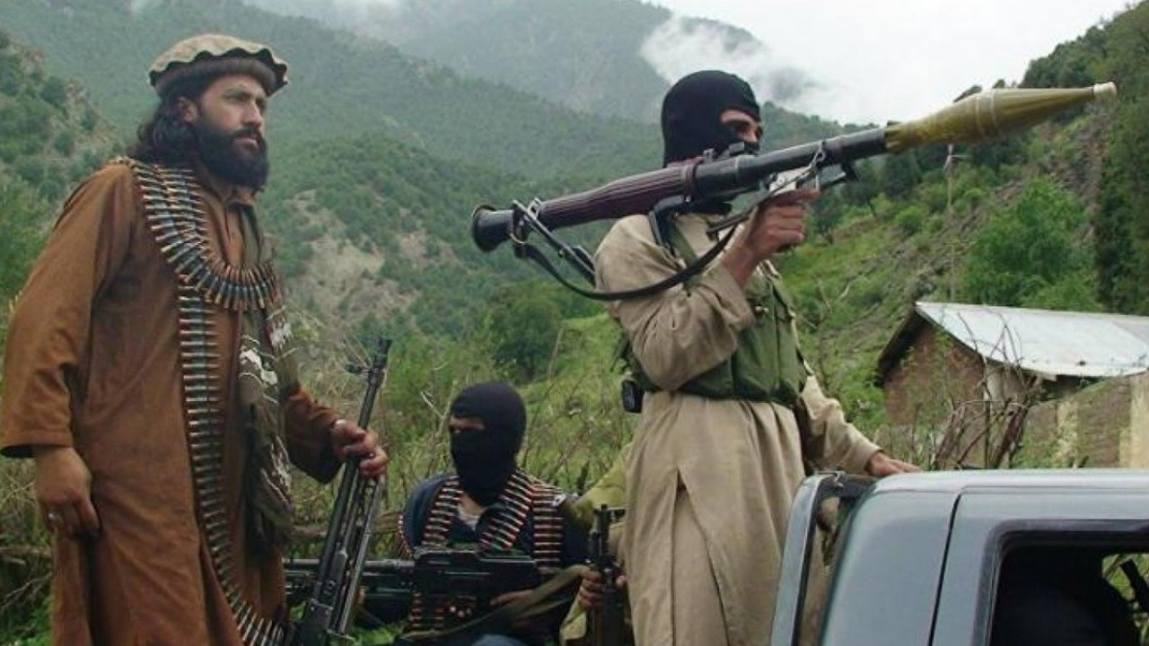 Taliban ateşkesten vazgeçti: Bayramda kendimizi savunacağız