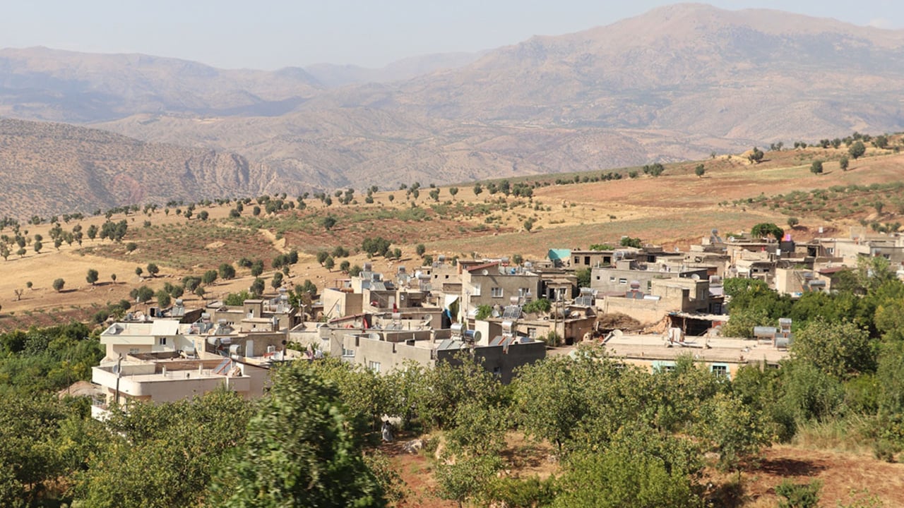 Siirt'te yer altından sesler geldiği iddiası üzerine köyde inceleme yapıldı