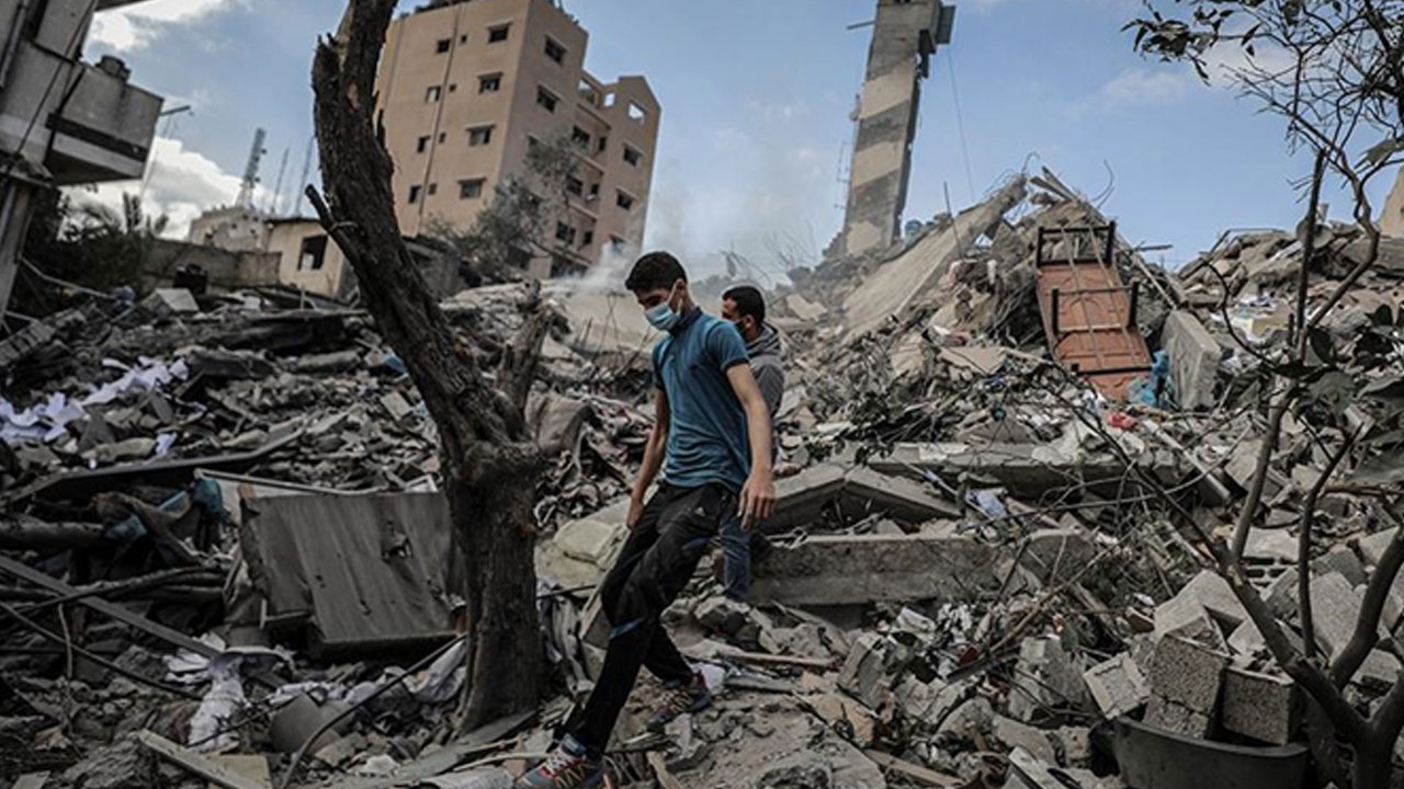 Katil İsrail, Gazze'de sivilleri vuruyor: 32 ölü, 253 yaralı