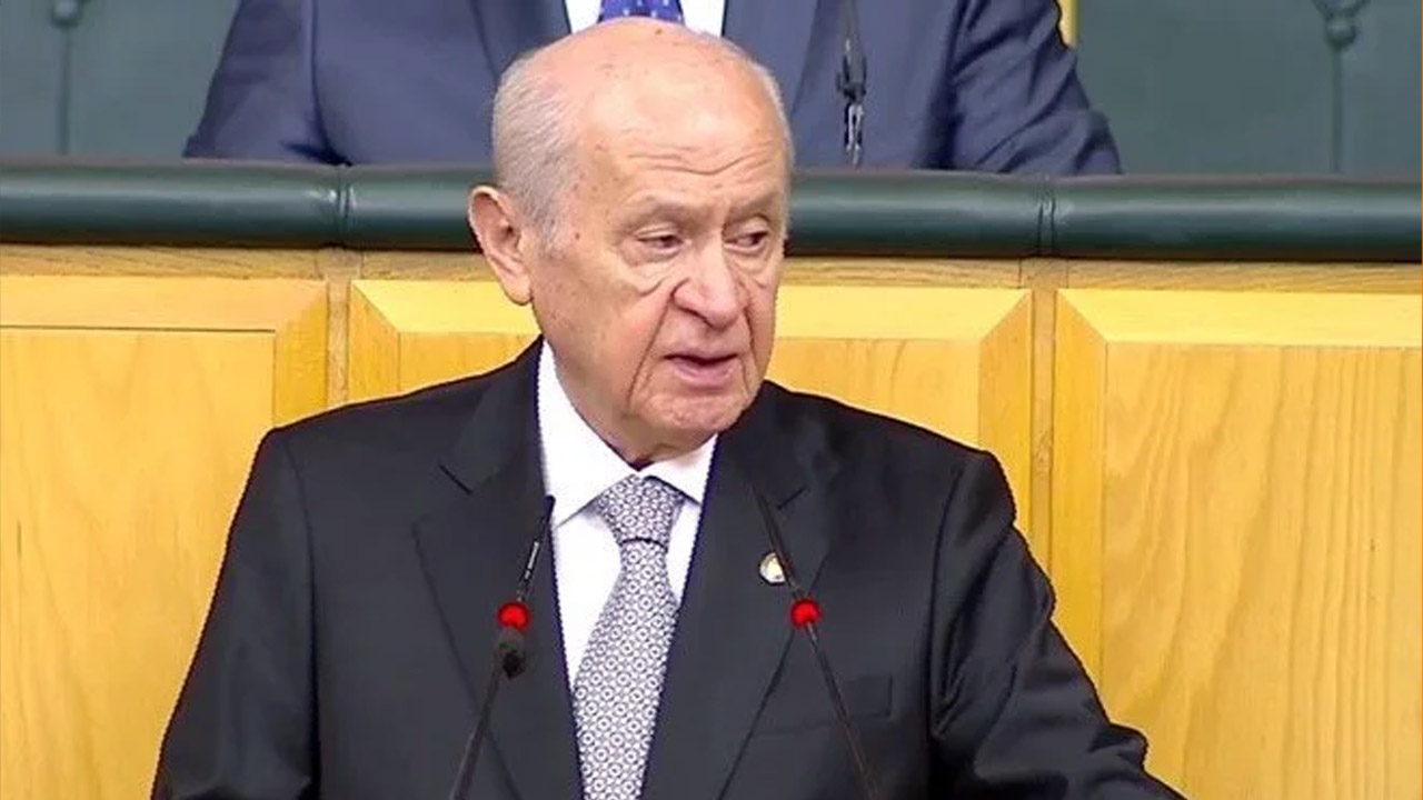 Bahçeli: Kılıçdaroğlu başörtüsünü istismar ediyor