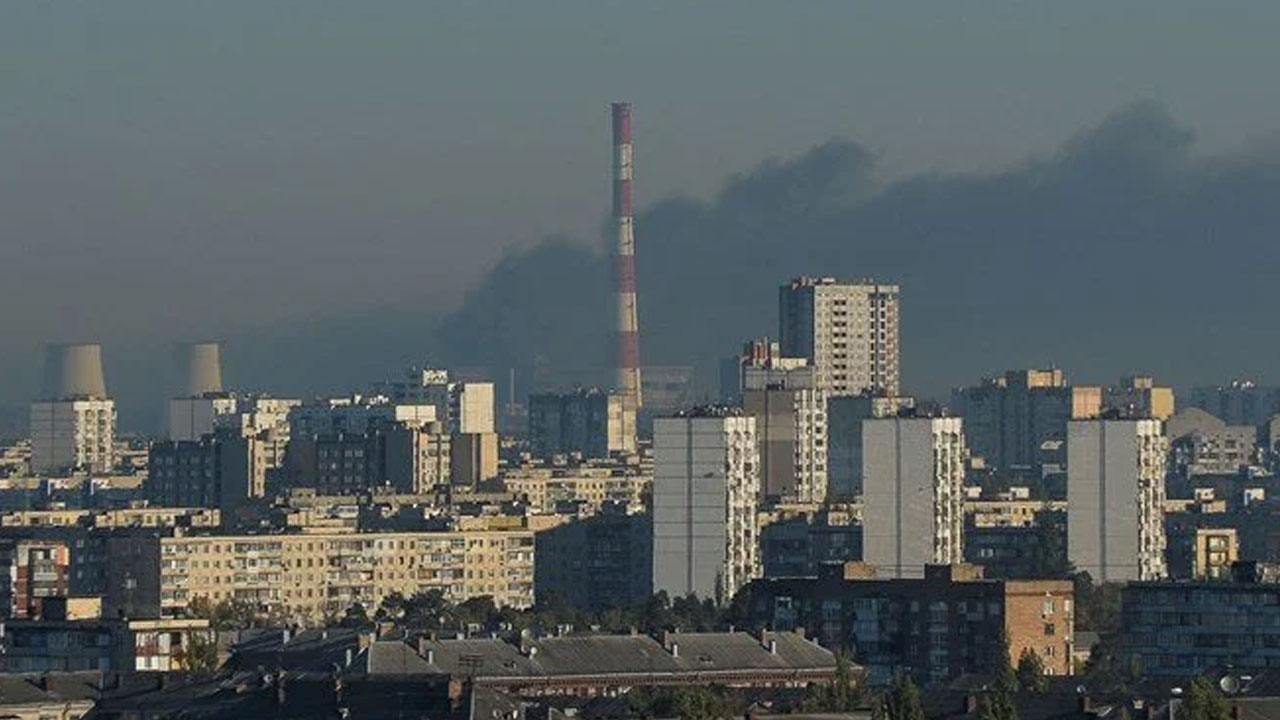 Kiev'de patlama sesleri! Enerji tesisi hedef alındı