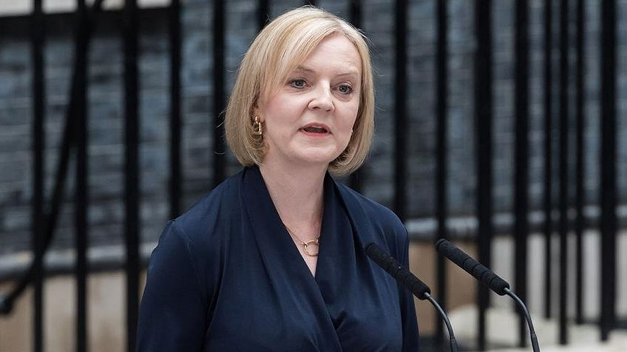 İngiltere Başbakanı Liz Truss istifa etti