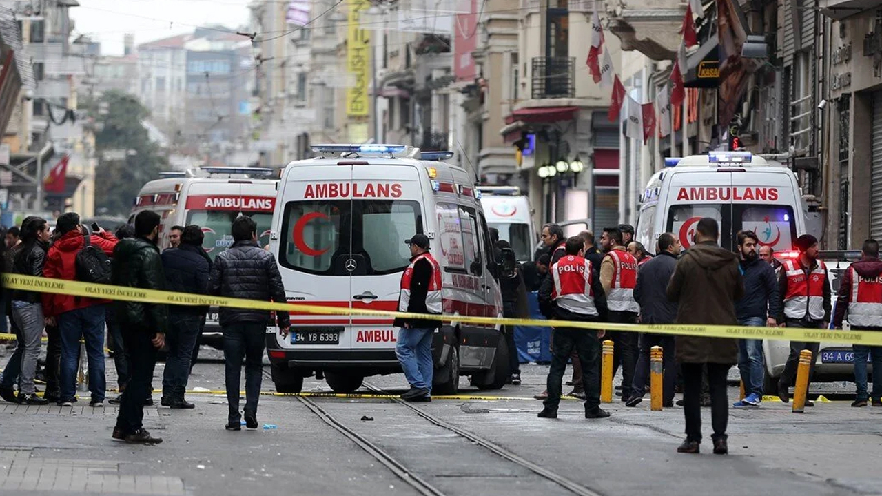 Dünyanın gözü kulağı Türkiye'deki patlamada: Acil koduyla duyurdular