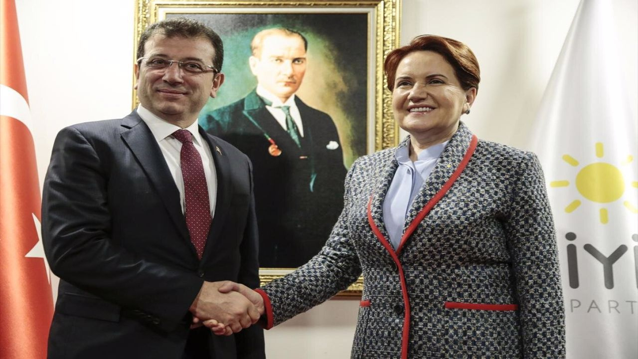 Akşener'den İmamoğlu'na destek: Ankara'dan yola çıktım Saraçhane'de görüşürüz