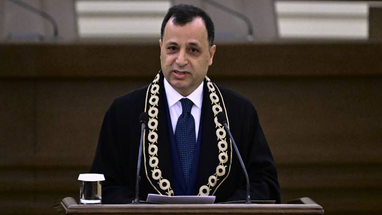 Anayasa Mahkemesi Başkanı Arslan: AYM kararlarına uyulmamasının hiçbir anayasal zemini yoktur