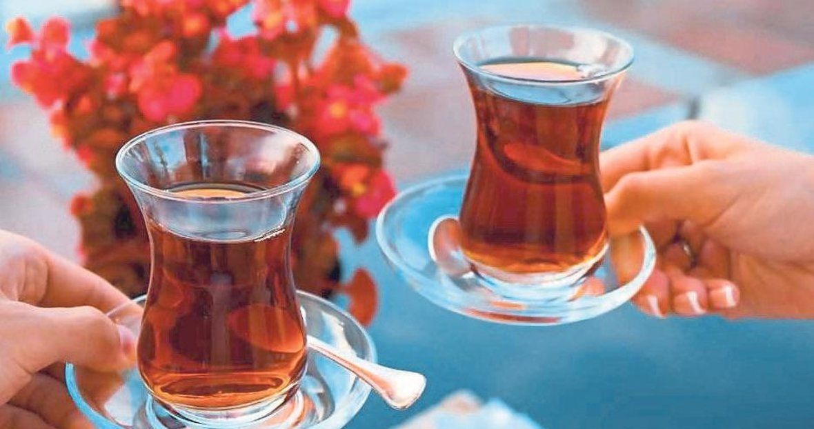 Çin'deki Sichuan Üniversitesi'nde çay tiryakilerini mutlu edecek bir araştırma yapıldı.