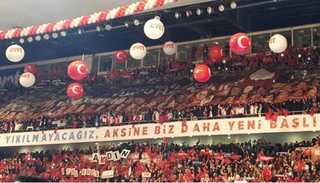 Ankara Arena'da gözleri dolduran pankart