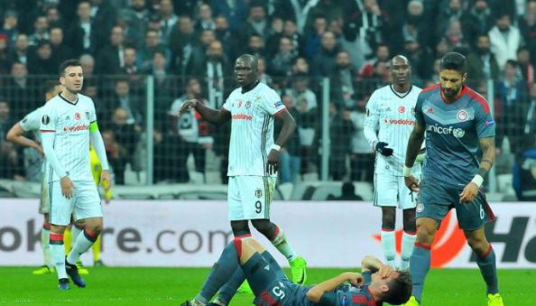 UEFA Aboubakar'ın cezasını kesti!