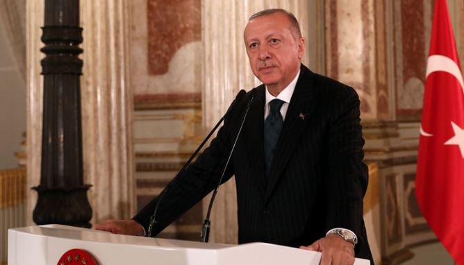 Erdoğan: Mursi'nin unutturulmasına izin vermeyeceğiz