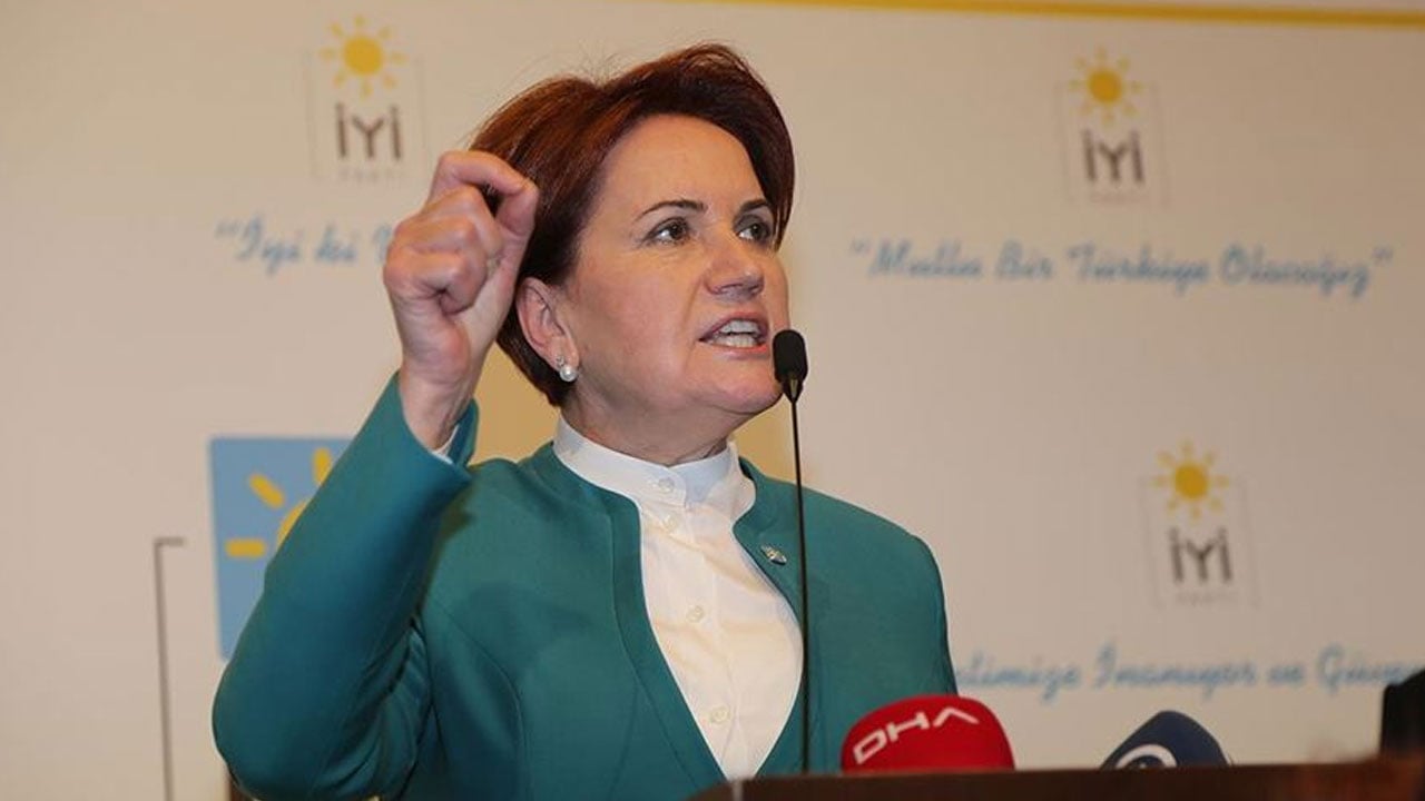 Akşener